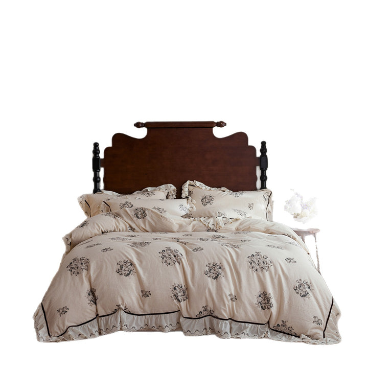 Cotton-linen bed cover set with vintage rose print, frill pillow and natural crinkle look