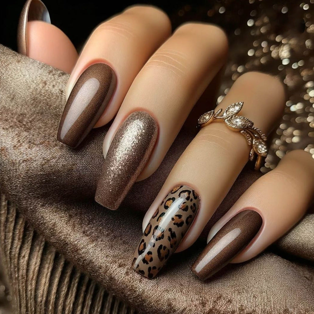 Trendy Press-On Nail Set Stornfield