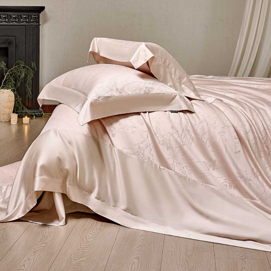 Silky Jacquard Satin Duvet Cover and Pillowcase Set with Subtle Floral Embossed Weave