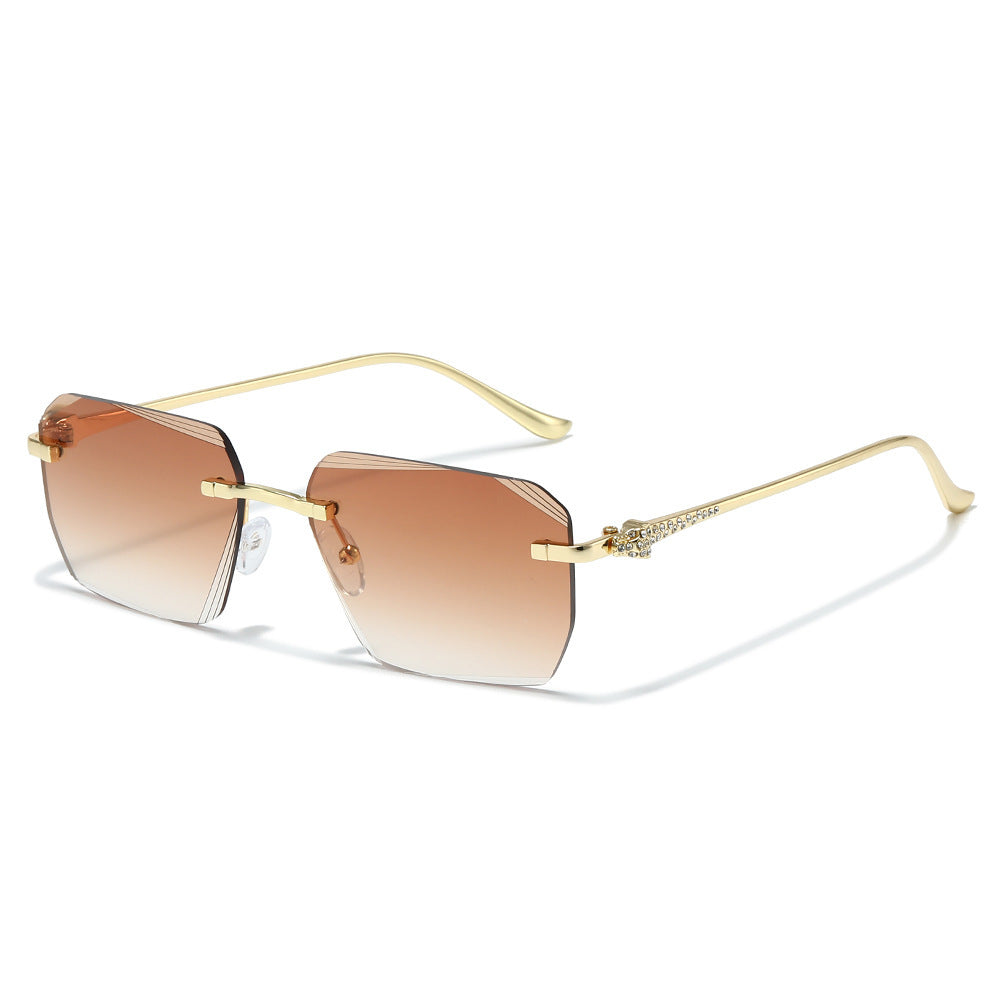 Fashion-Forward Geometric Shield Sunglasses Stornfield