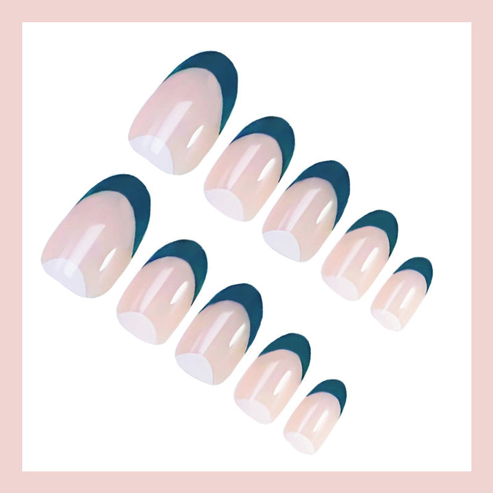 Nail art set with elegant French design Stornfield