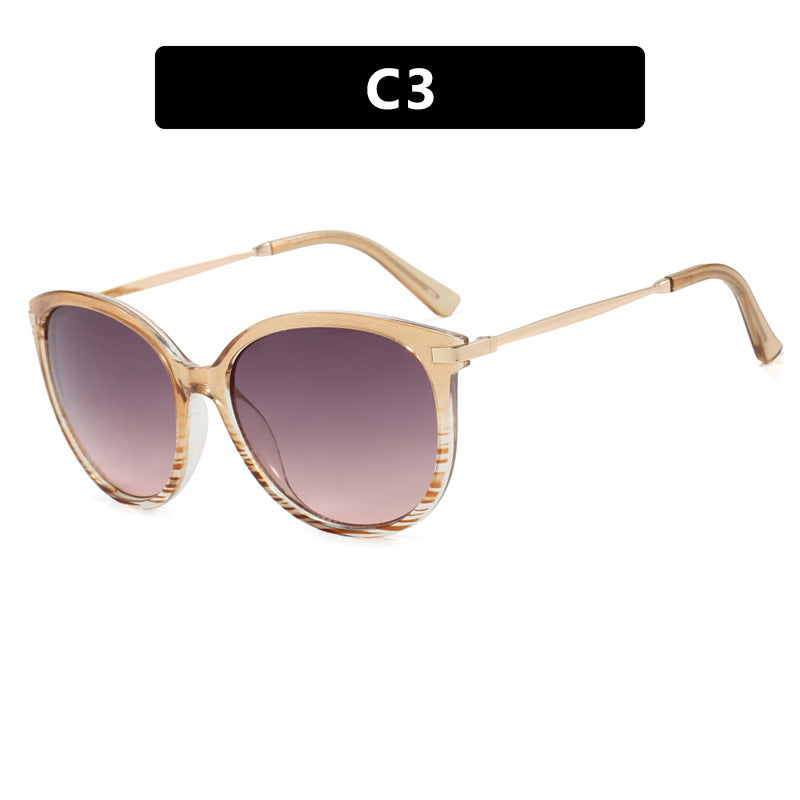 Women's sunglasses in trendy cat-eye design with lightweight frame and UV protection Stornfield