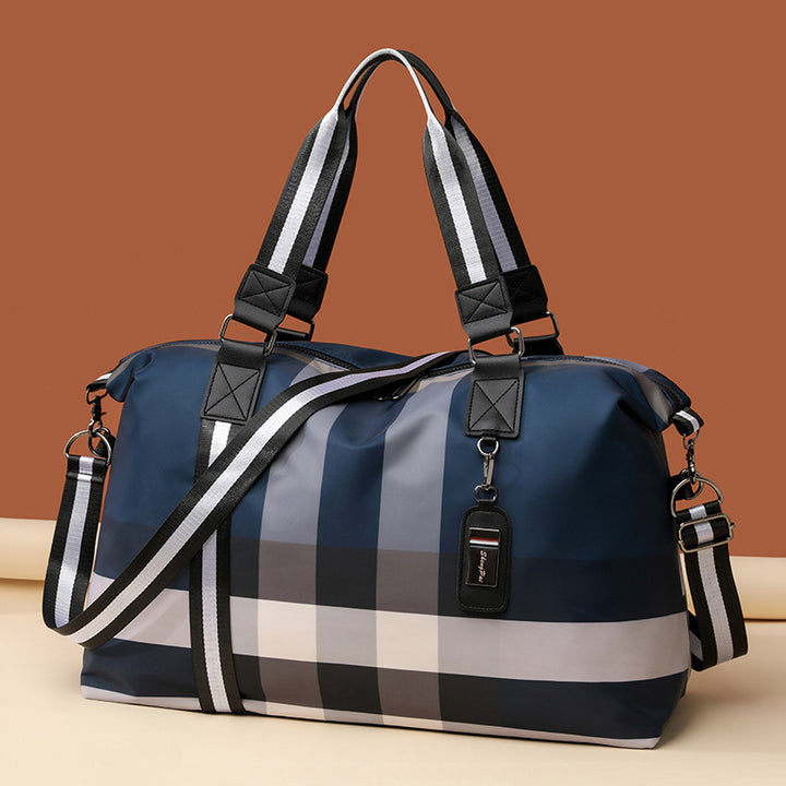 Sporty travel bag with intelligent compartment design Stornfield