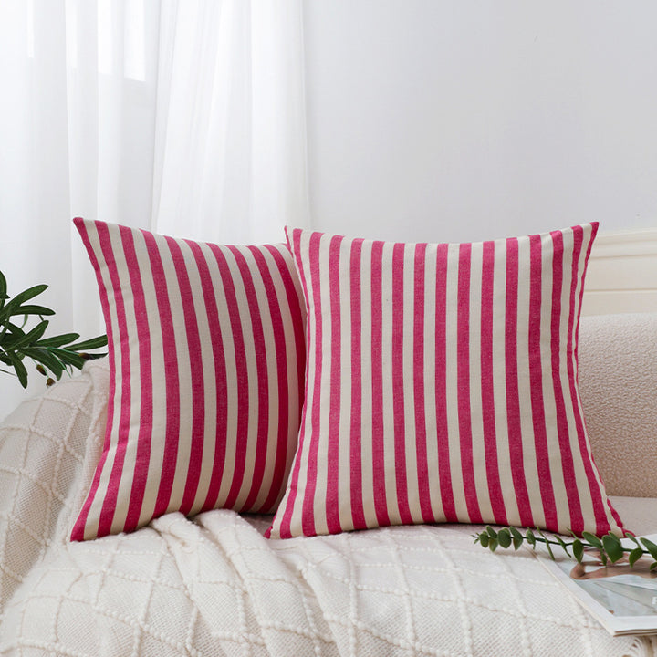 Decorative pillow with stripe pattern
