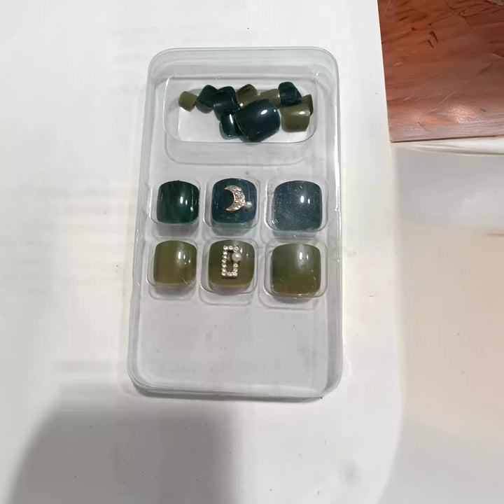 Decorative Press-On Nail Set with Gemstone Accents Stornfield