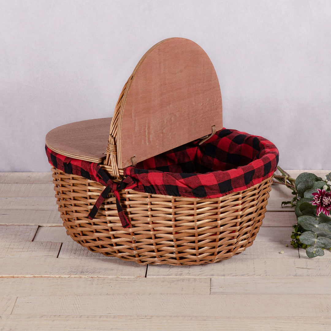 Women’s picnic basket with practical wooden lid and striped lining Stornfield