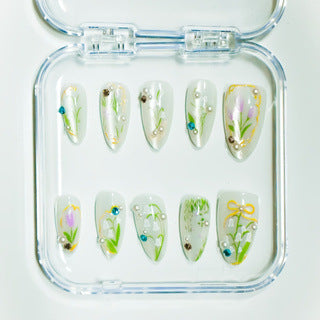 Floral Decorative Press-On Nail Extensions Stornfield