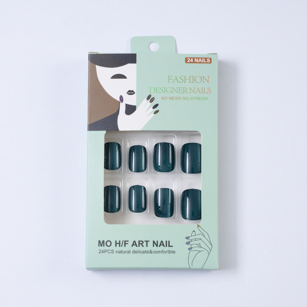 Artificial nails in elegant ombre design Stornfield