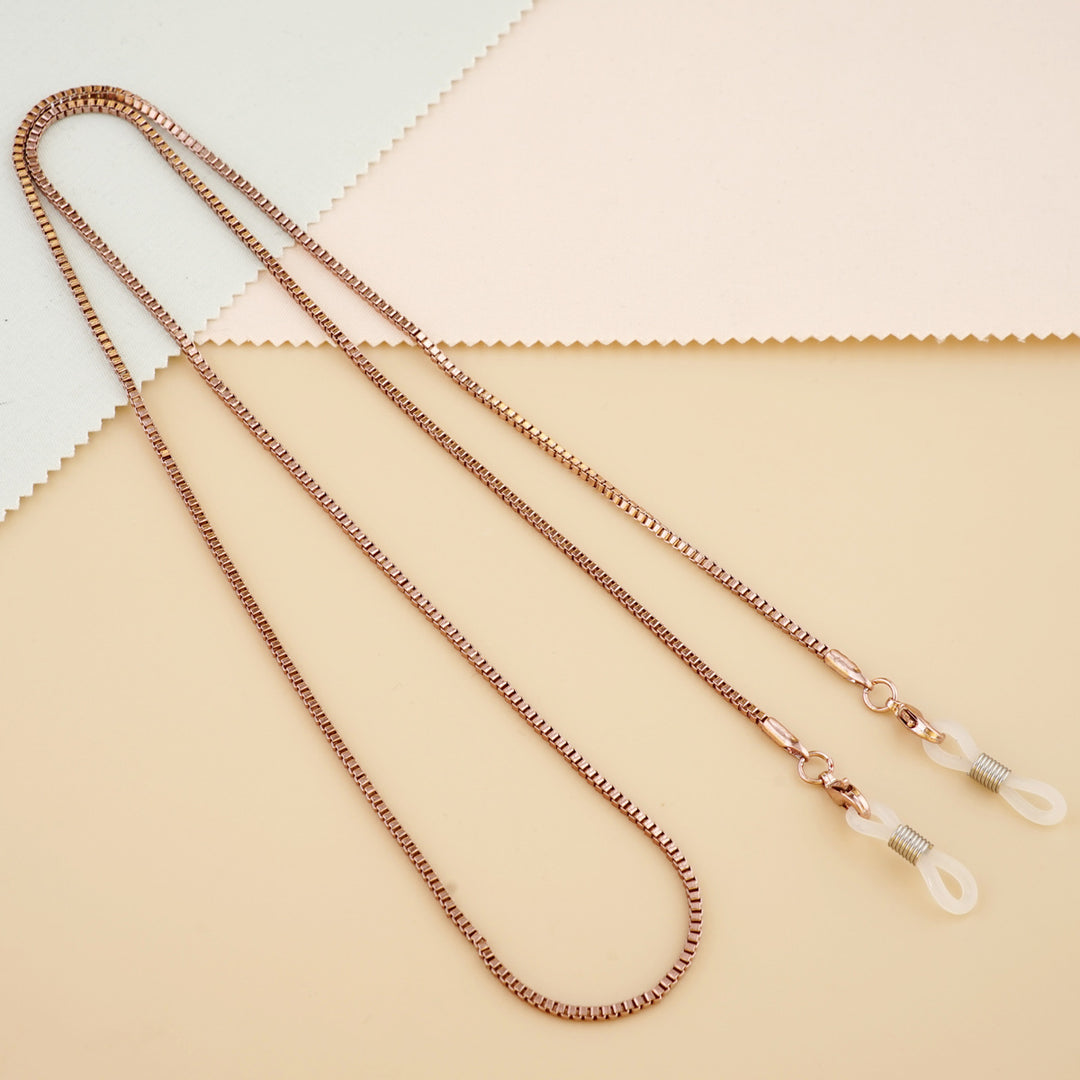 Sleek Metal Eyewear Chain Stornfield
