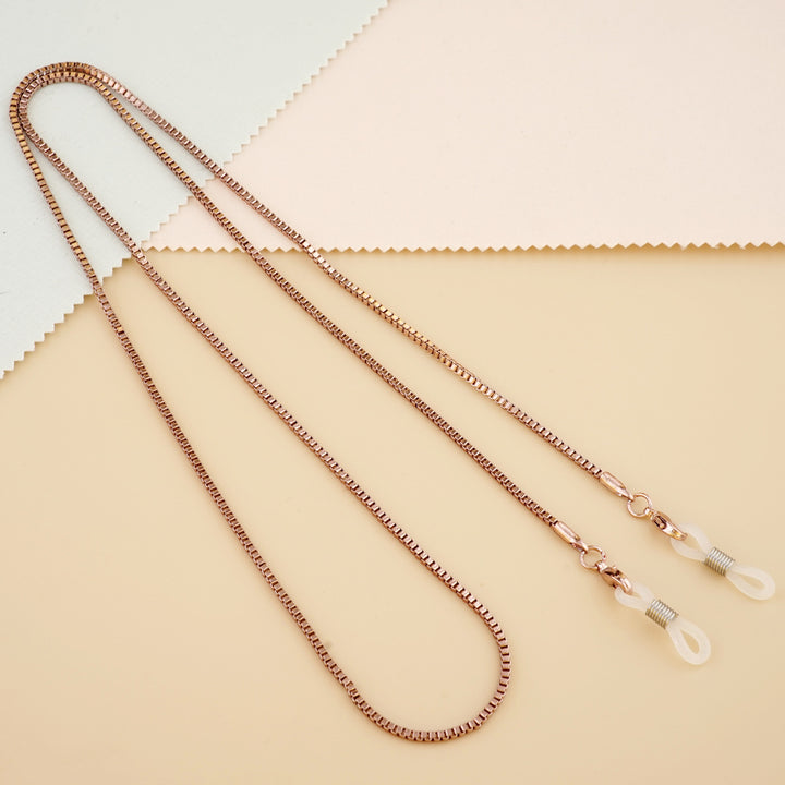 Sleek Metal Eyewear Chain Stornfield