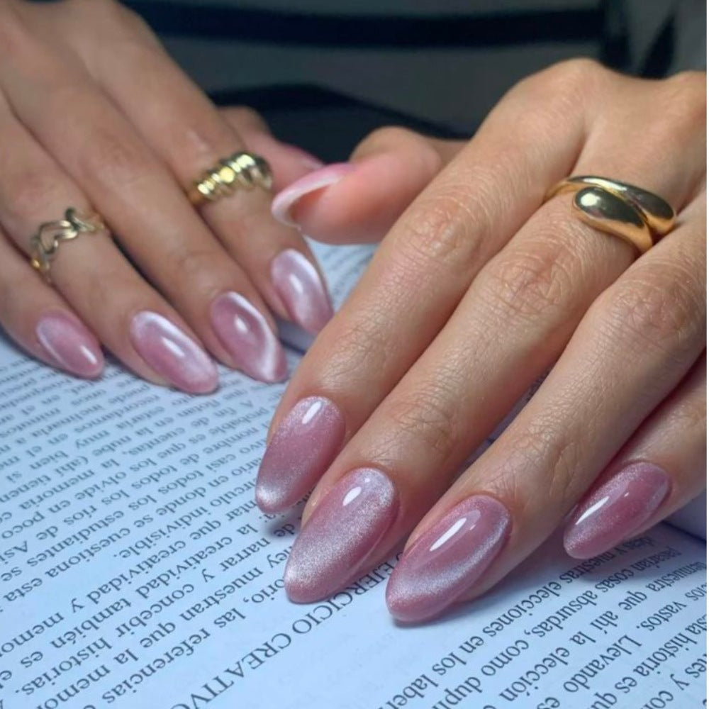 Artificial nails with elegant mirror shine Stornfield