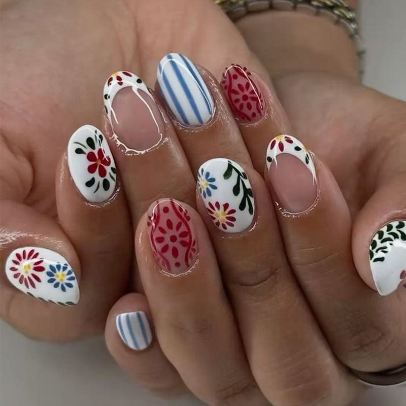 Art nail set with floral and graphic patterns Stornfield