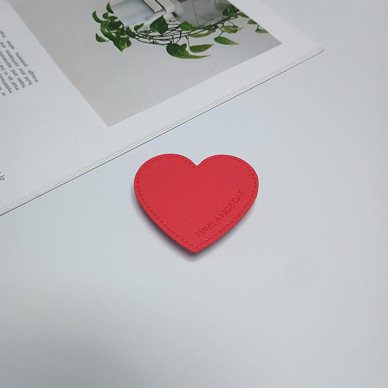 Heart-Shaped Phone Grip Stornfield