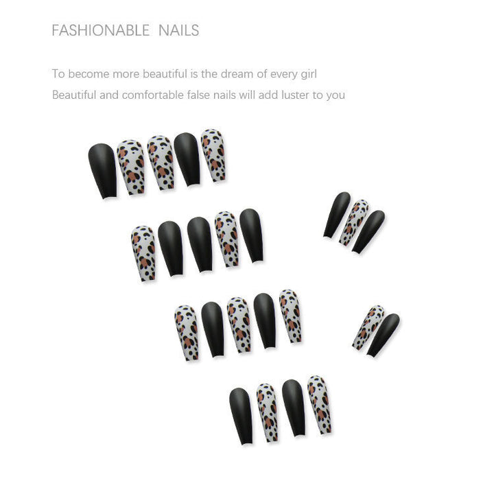 Artificial nail set with trendy leopard pattern and elegant matte finish Stornfield