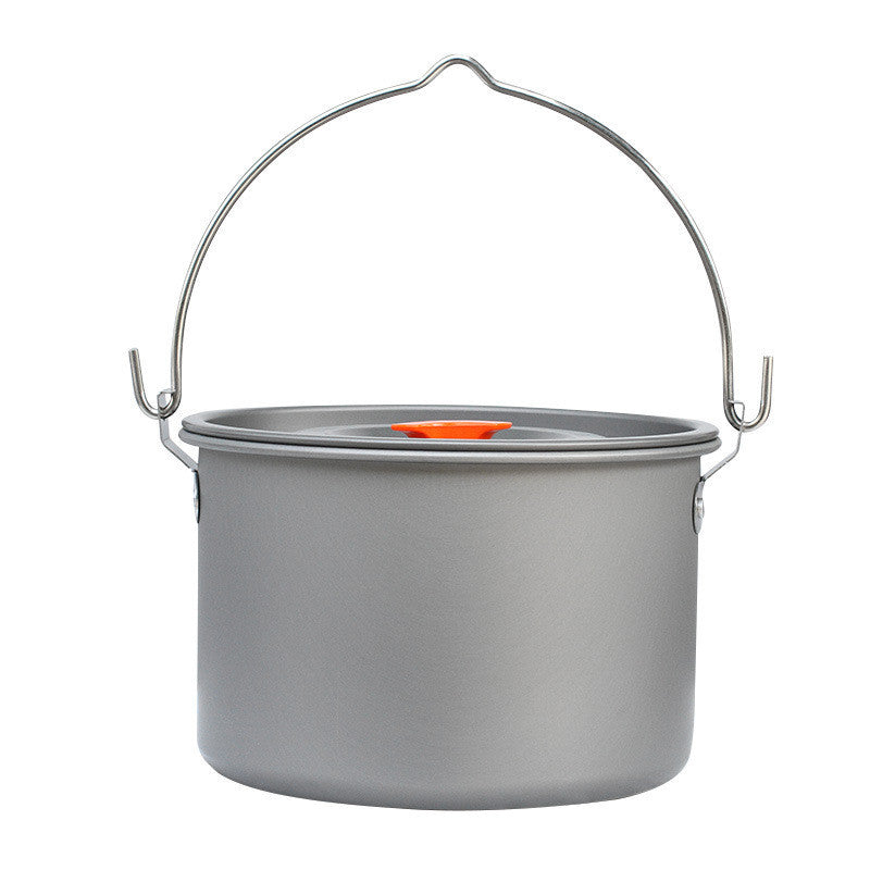 lightweight anodized aluminum camping cooking pot with bail handle and secure lid Stornfield