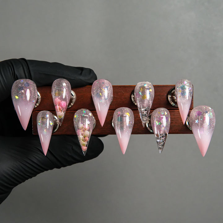 Stiletto Press-On Nail Art Set