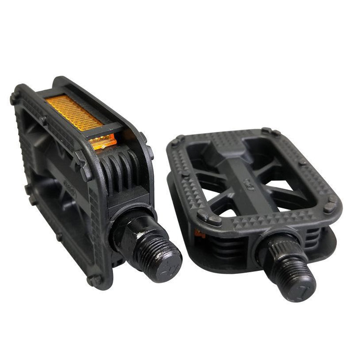 High-Traction Bicycle Pedals with Integrated Reflectors Stornfield