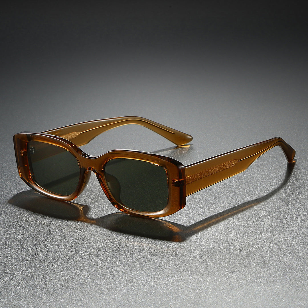 Ladies stylish sunglasses in a trendy, square frame Stornfield