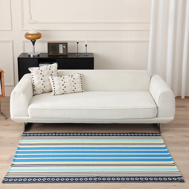 Flat-woven living and dining room rug