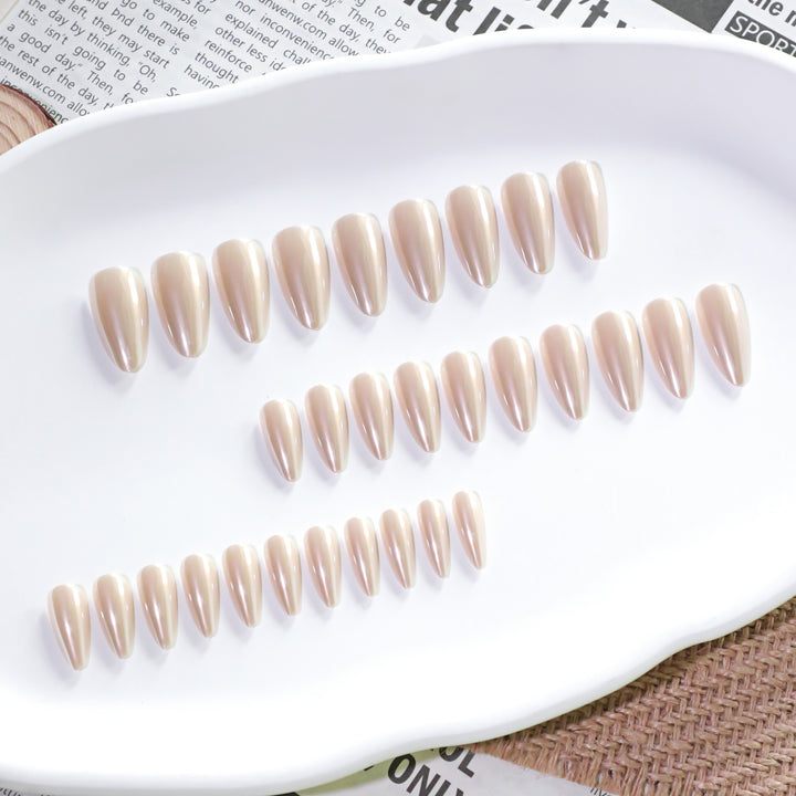 Elegant Stiletto Nails with High Gloss Finish Stornfield