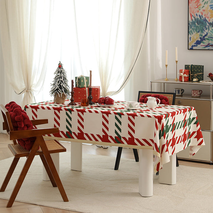 Rectangle wipeable tablecloth with diagonal checkered design and tassels Stornfield