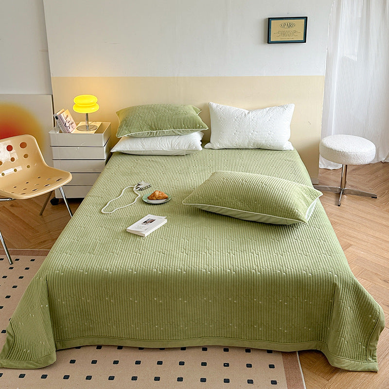 Quilted Lightweight Bedspread Coverlet with Subtle Star-Embossed Texture