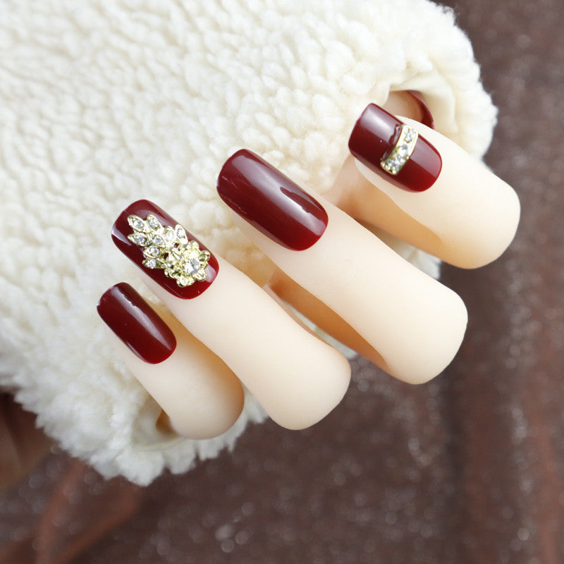 Elegant Ombre Nail Tips Stornfield