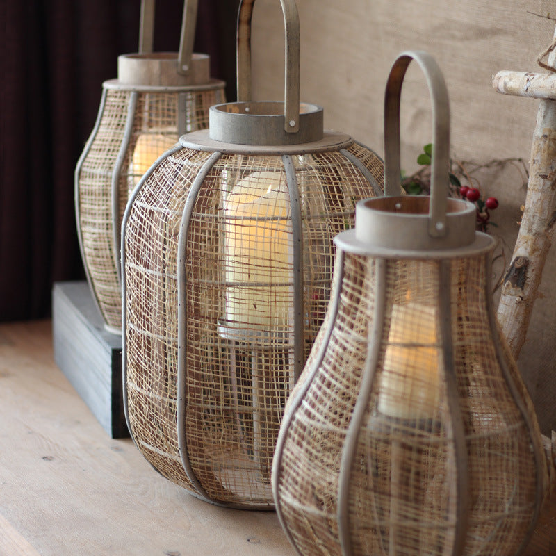 Rustic lantern made of braided natural material Stornfield