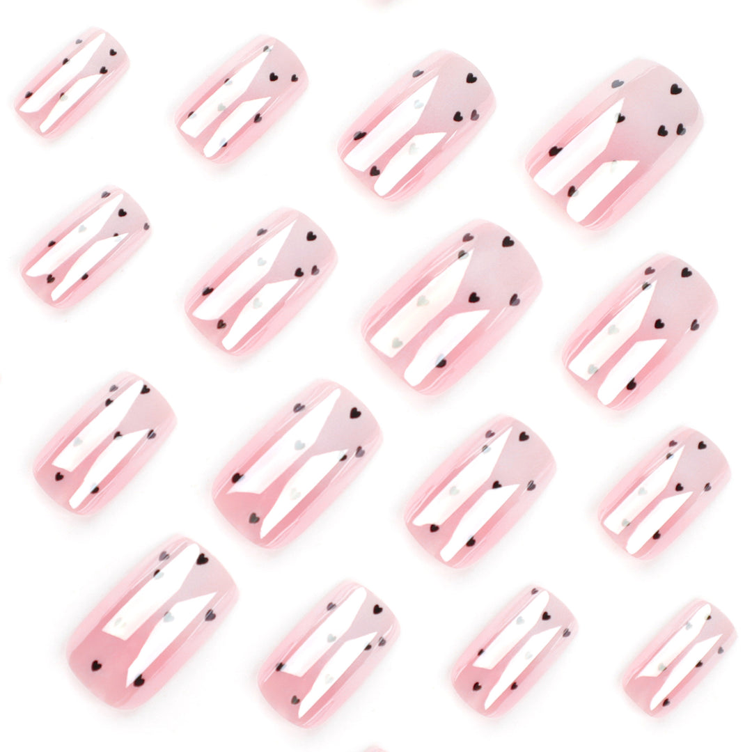 Artificial Nail Art with Heart Design Stornfield