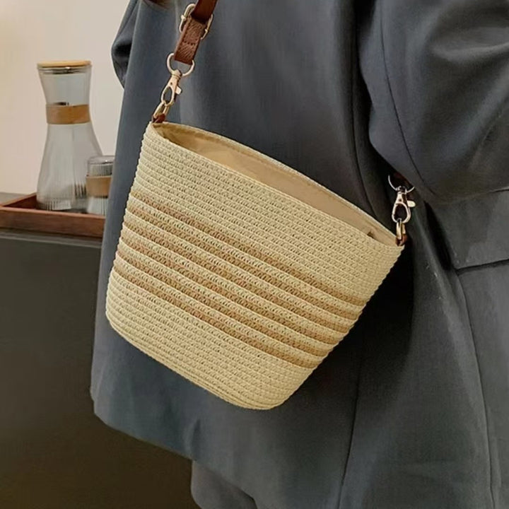 Elegant and Versatile Shoulder Bag Stornfield