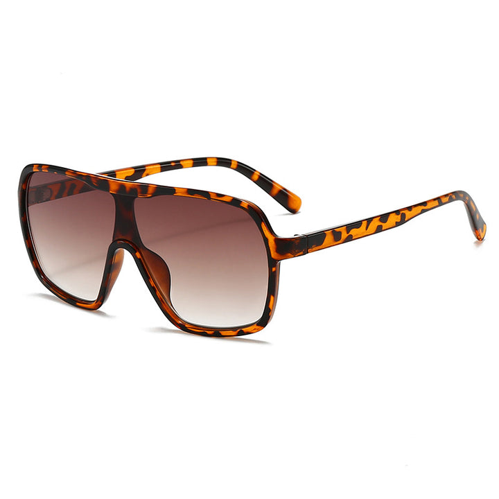Women oversized fashion sunglasses in retro style Stornfield