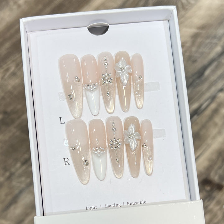 Elegant Stiletto Press-On Nail Set with Decorative Accents Stornfield