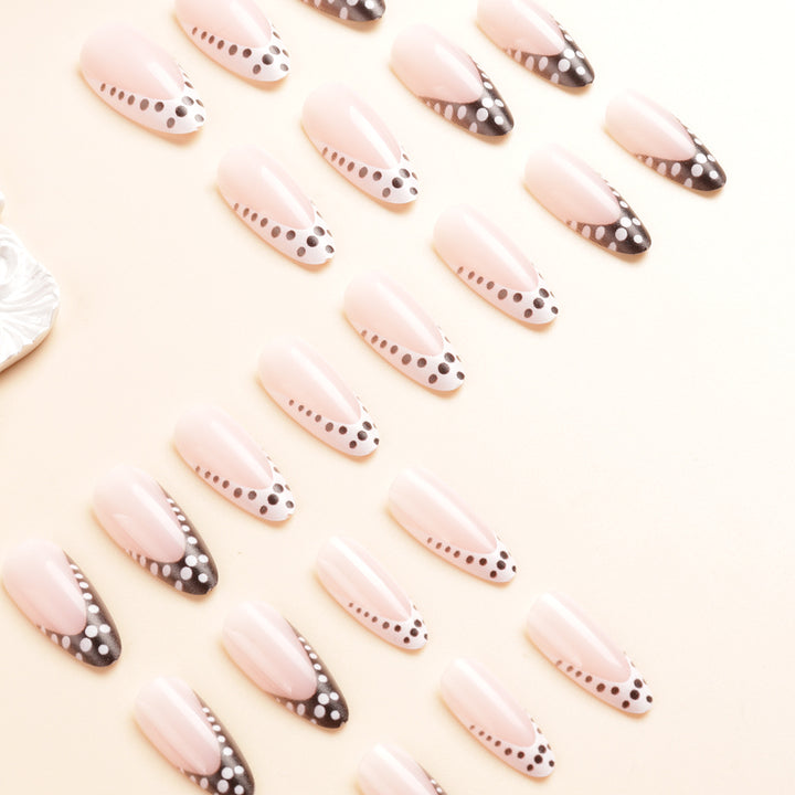 Elegant Artistic Nail Extensions Stornfield