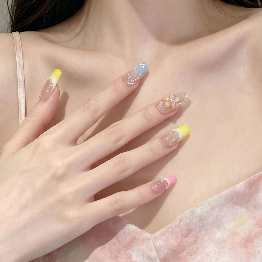 Artistic Floral Design Press-On Nail Set Stornfield