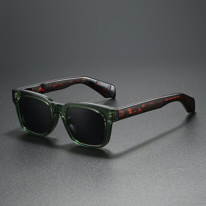 Women's square sunglasses with distinctive tortoiseshell pattern Stornfield