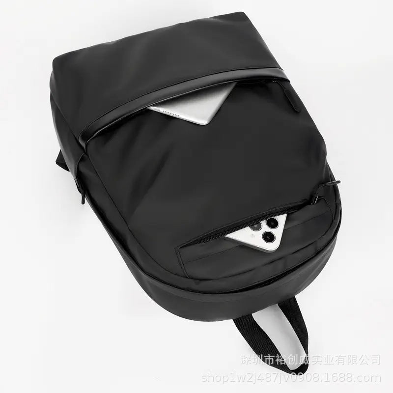 Modern Minimalist Backpack Stornfield