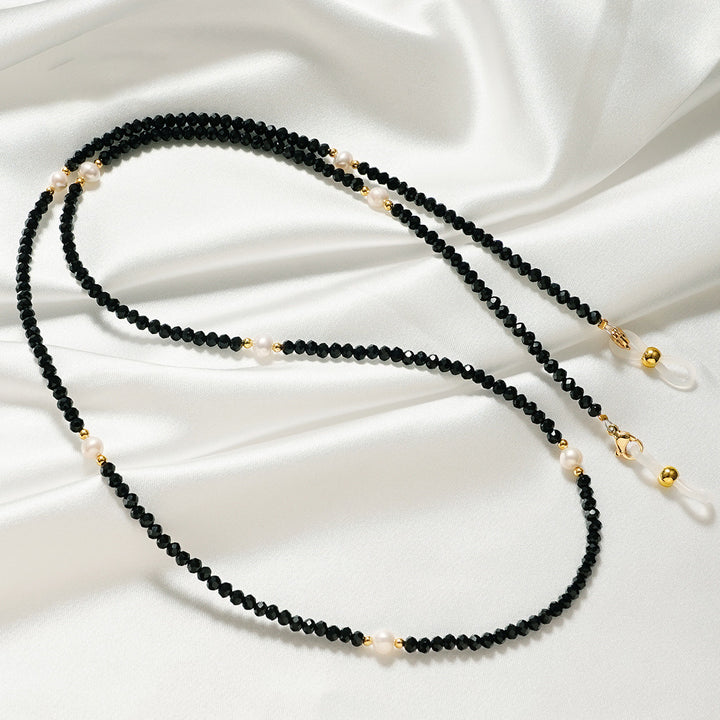 Elegant Beaded Eyewear Chain Stornfield