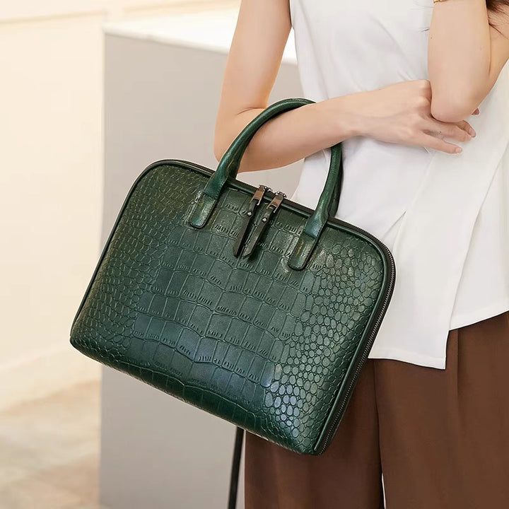 Elegant Handbag in Crocodile Look Stornfield