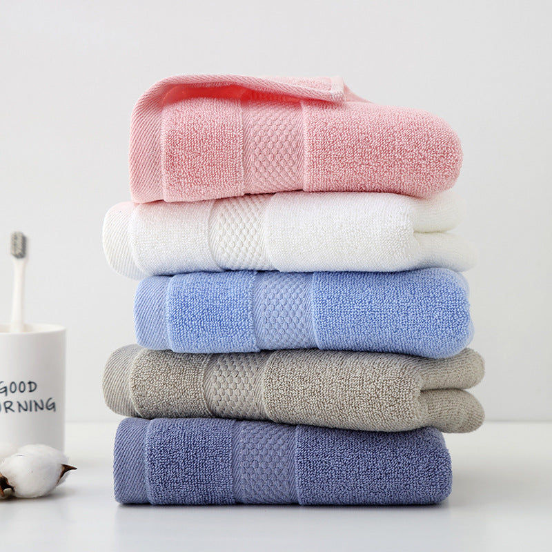 High-Quality Terry Bath Towel With Elegant Stripe Border Stornfield