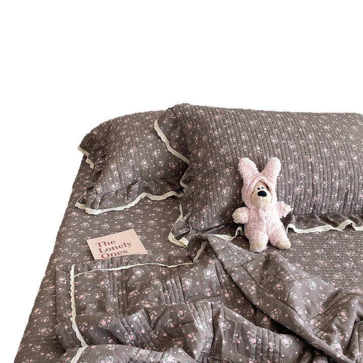 Quilted Floral Ruffled Bedspread and Pillow Sham Set