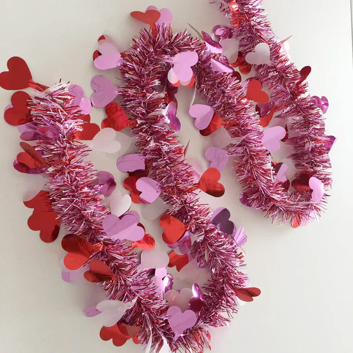 Heart-Shaped Decorative Garland Stornfield