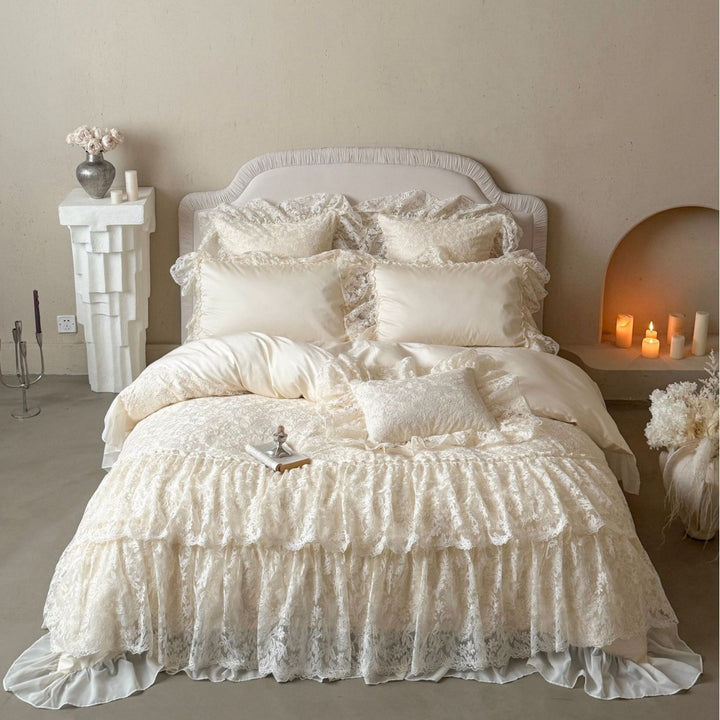 Lace-Ruffled Layered Cotton Sateen Bedspread & Duvet Ensemble