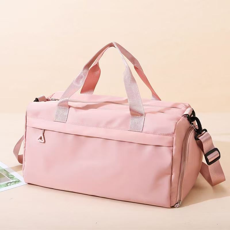 Multifunctional Fitness Travel Bag Stornfield