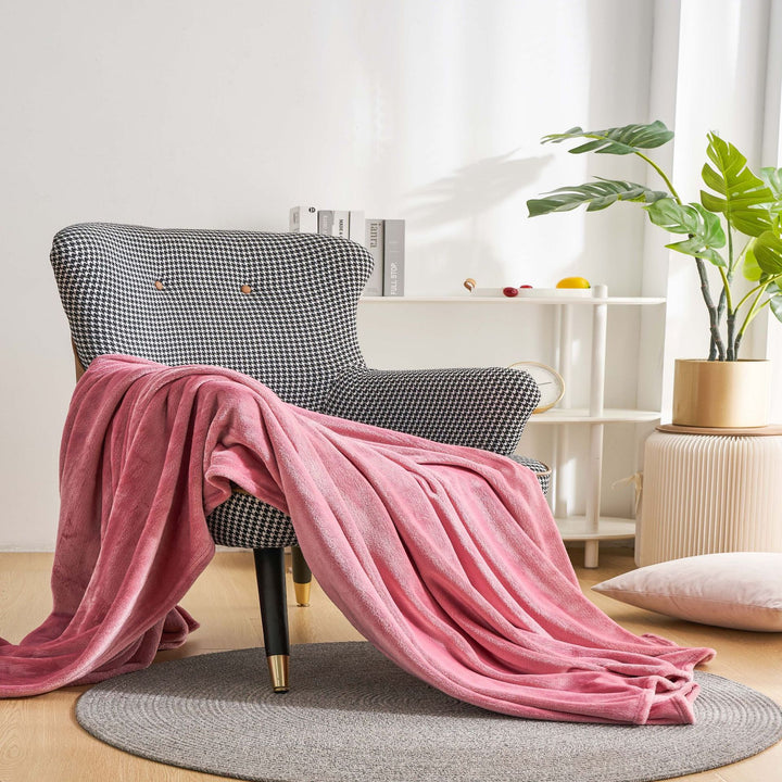 Cozy Plush Throw Blanket Stornfield