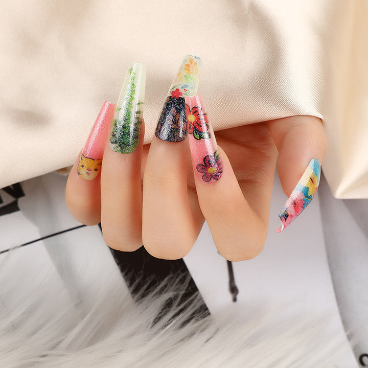 Artificial nails with floral patterns Stornfield