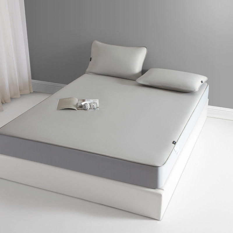 Waterproof mattress protector fitted sheet with breathable PU coating and extra deep pocket