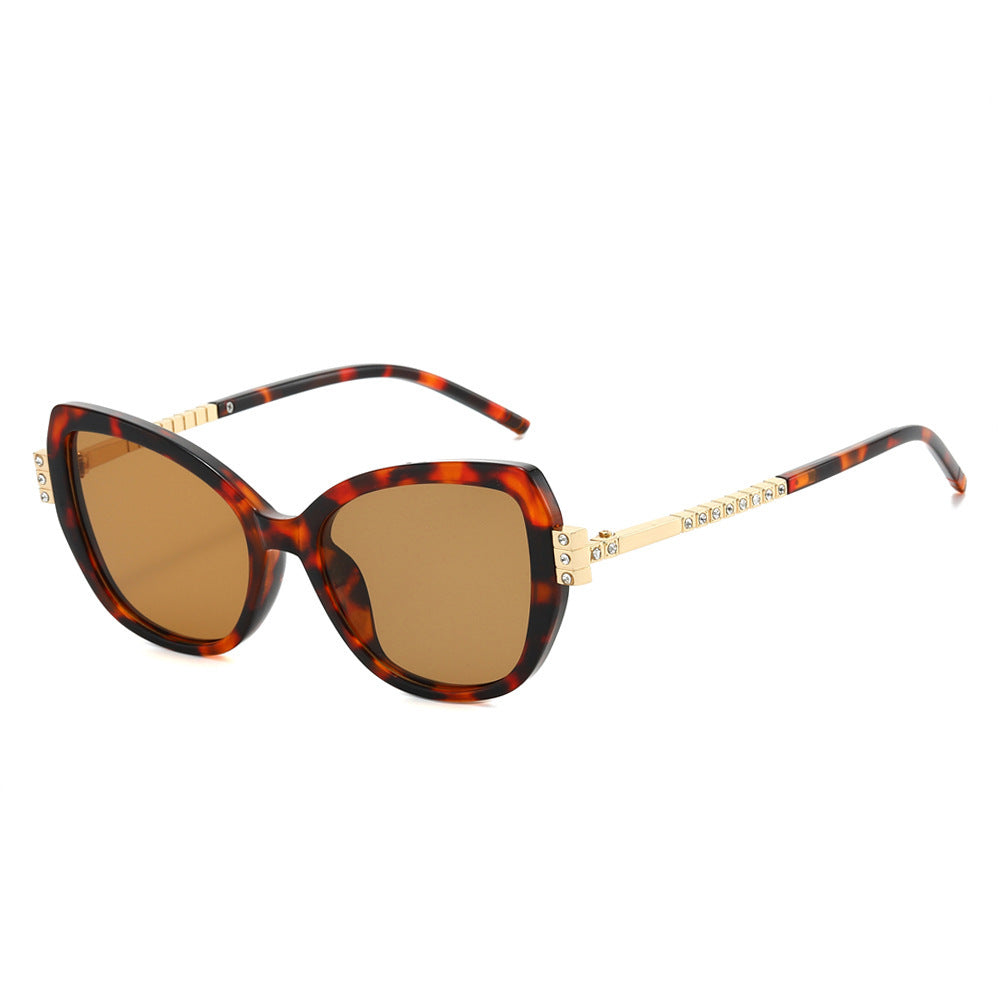 Oversized Luxury Cat-Eye Sunglasses Stornfield