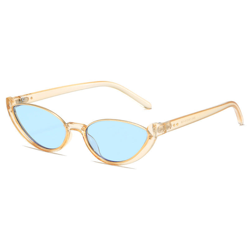 Ladies Cat-Eye Sunglasses with subtle frame and polarized lenses Stornfield