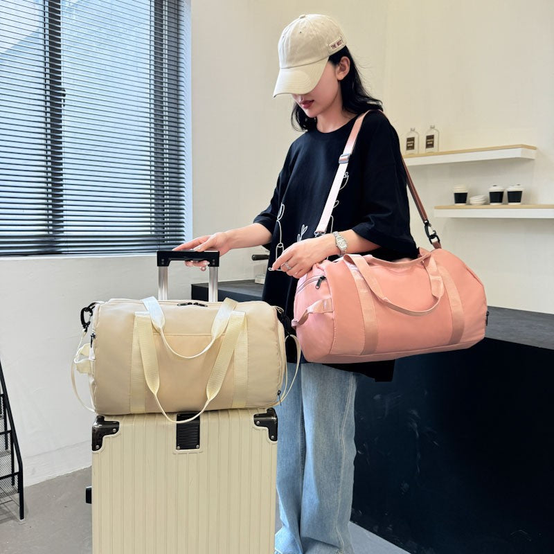 Multifunctional Sports Duffel Bag with Durable Material and Innovative Compartment Design Stornfield
