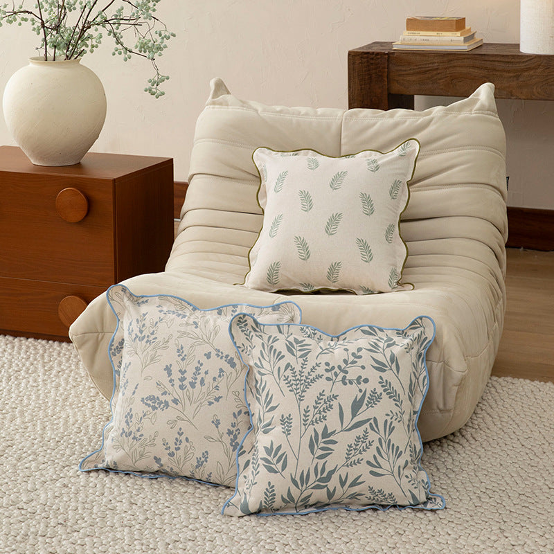 Square decorative cushion cover with wavy edge and botanical print Stornfield